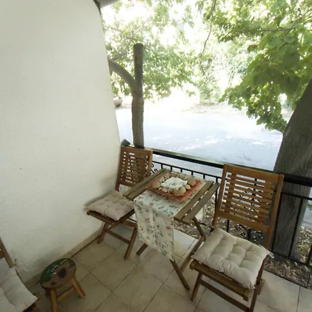 Spitaki House